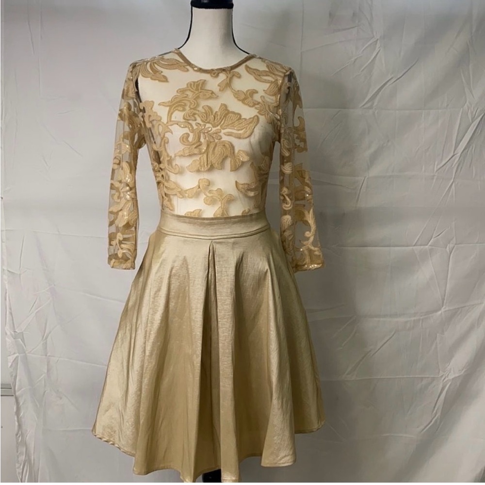 𝅺Glamazon Gold Dress / Sheer Top will brocade design SZ M
